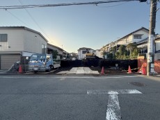 周辺は閑静な住宅街につき落ち着いた環境です。