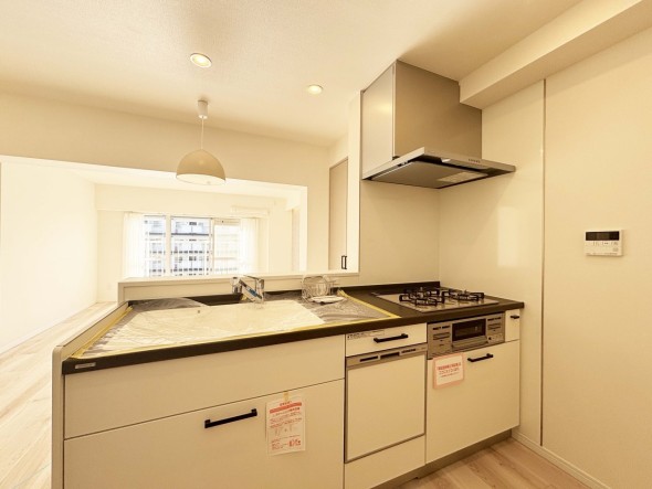 使い勝手の良い設備のキッチンで効率よくお料理もできます。