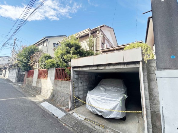 閑静な住宅街で落ち着いた住環境。