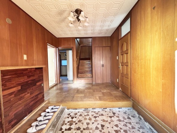 ゆとりある玄関スペース。