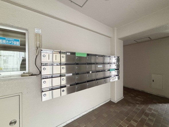 住戸専用の郵便受け。