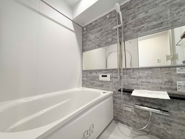 内装 1日の疲れを癒すバスルーム。