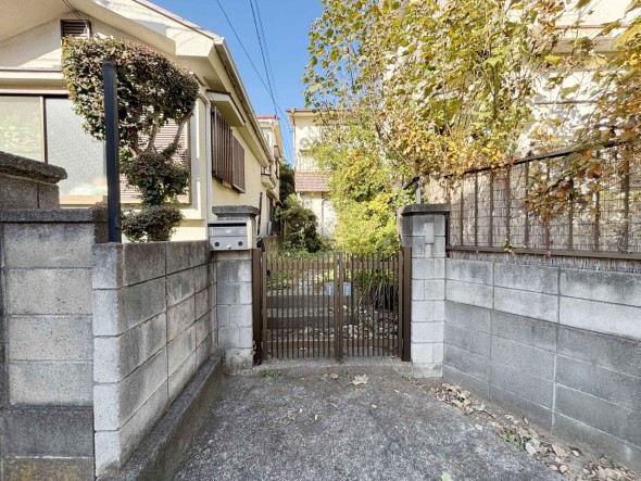 閑静な住宅街で落ち着いた住環境。