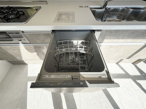 食洗機付き。家事の手助けとして。
