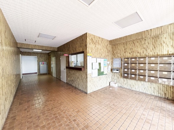 ゆとりのあるエントランスです