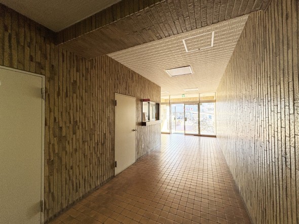 エントランスホール