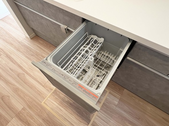 食洗機付き。家事の手助けとして。