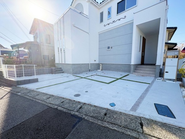 2台駐車可能なカースペース(車種による)