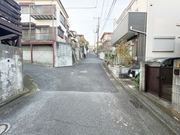 前面道路含む現地写真