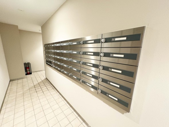 住戸専用の郵便受け。