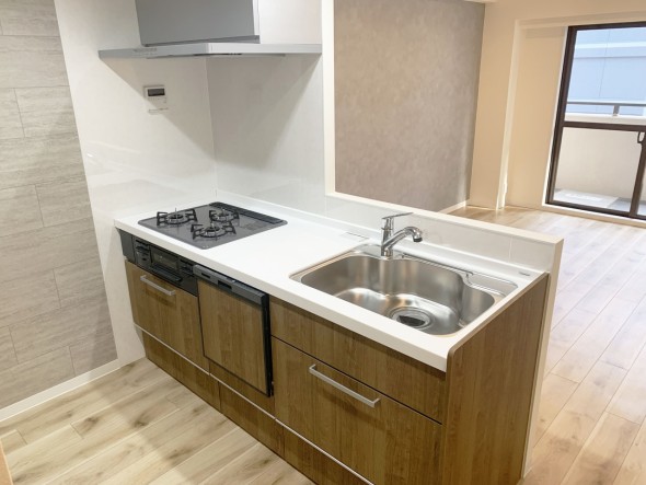 使い勝手の良い設備のキッチンで効率よくお料理もできます。