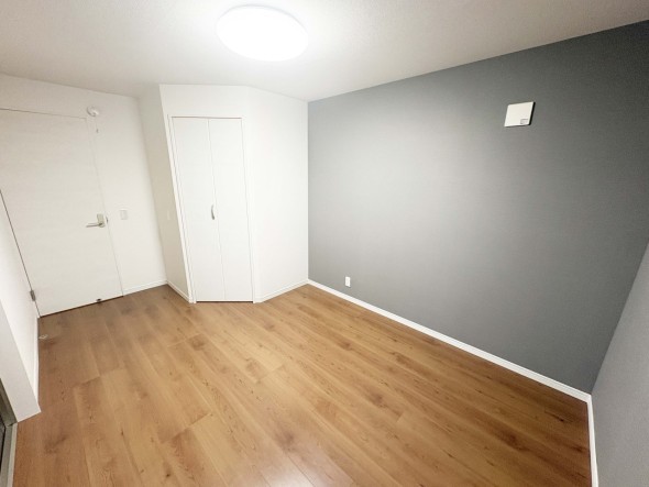 洋室6.2帖。一日の疲れをいやしてくれる主寝室。時を忘れて過ごす場所として過ごせるお部屋です。