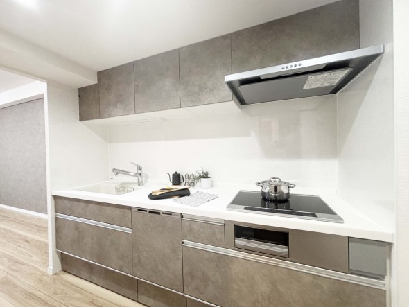 使い勝手の良い設備のキッチンで効率よくお料理もできます。