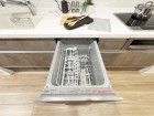 食洗機付き。家事の手助けとして。