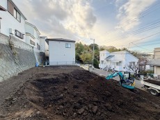 建築条件なしの売地です。お好きなハウスメーカーで建築していただけます。