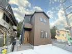 周辺は閑静な住宅街につき落ち着いた環境です。