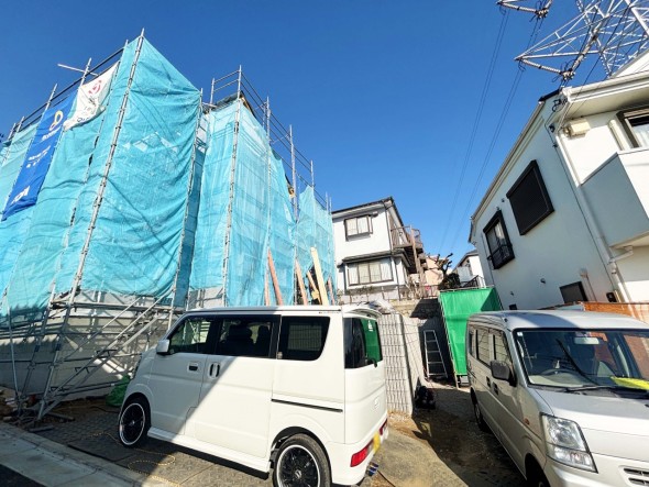 建物の完成が待ち遠しいですね。