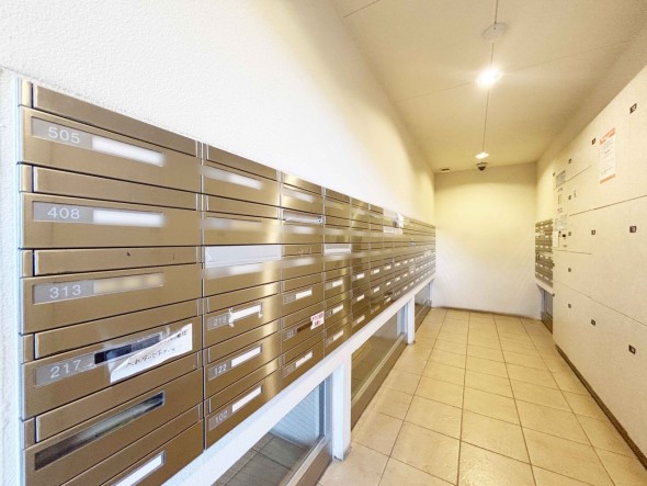 住戸専用の郵便受け。