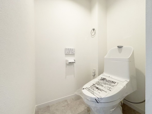 ウォシュレット機能付きトイレ