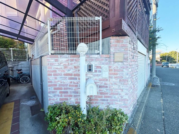 ポスト・モニター付きインターホン