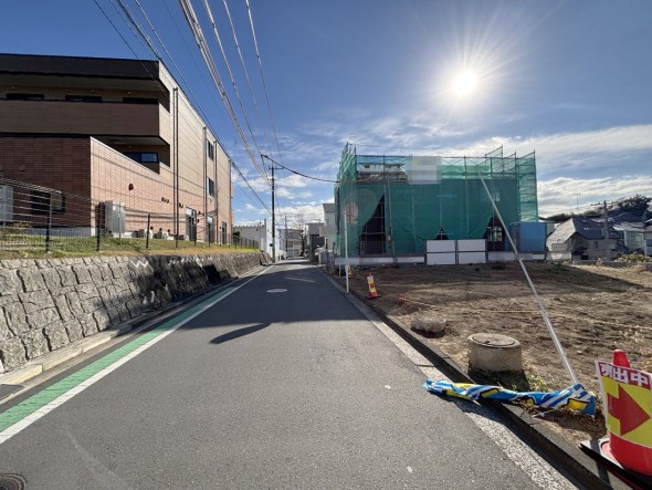 前面道路含む現地写真