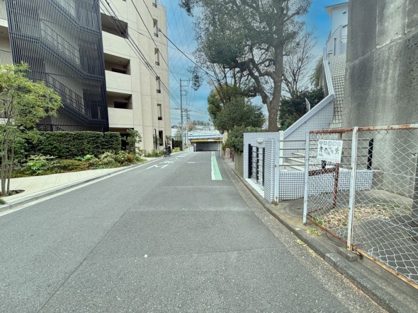 前面道路含む現地写真