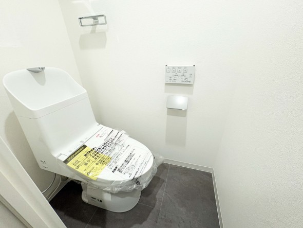 ウォシュレット機能付きトイレ
