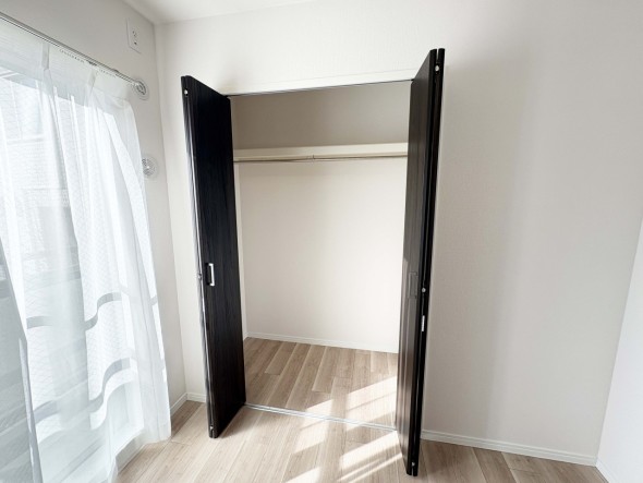 収納スペースで住空間もスッキリ広々。