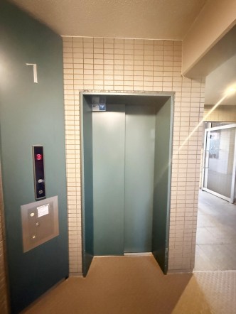 エレベーター