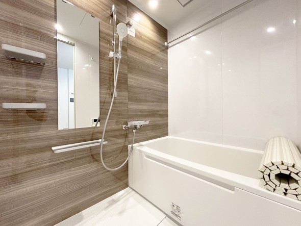 内装 1日の疲れを癒すバスルーム。