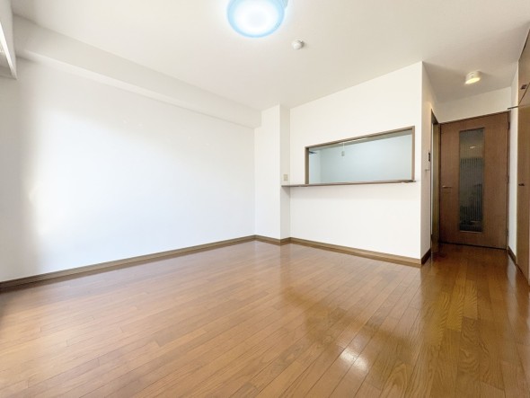 家族と過ごす時間を大切にしたい方にぴったりの明るくゆとりある住空間です。