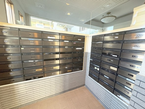 住戸専用の郵便受け。