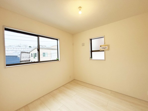 洋室5.2帖。家族一人ひとりの大切なプライベート空間。