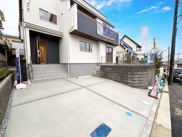 2台駐車可能なカースペース(車種による)