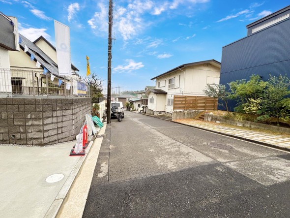 前面道路含む現地写真