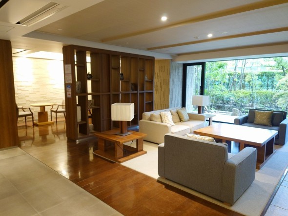 マンション内共用部