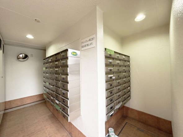 住戸専用の郵便受け。