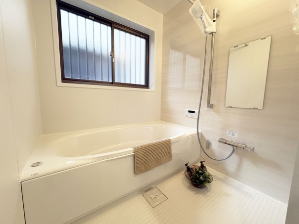 内装 1日の疲れを癒すバスルーム。