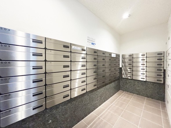 住戸専用の郵便受け。