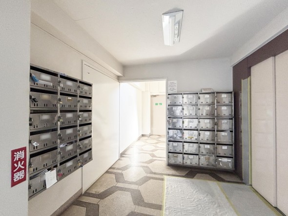 住戸専用の郵便受け。