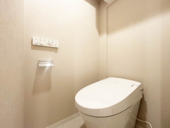 ウォシュレット機能付きトイレ