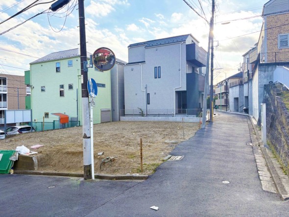 建物の完成が待ち遠しいですね。