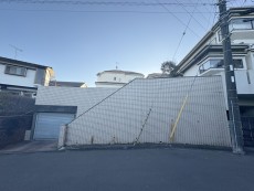 爽やかな青空の下に贅沢なほどに降り注ぐ陽光、豊かな居住性と、クオリティが見事に調和した住空間は、住まうことの喜びを感じさせてくれ