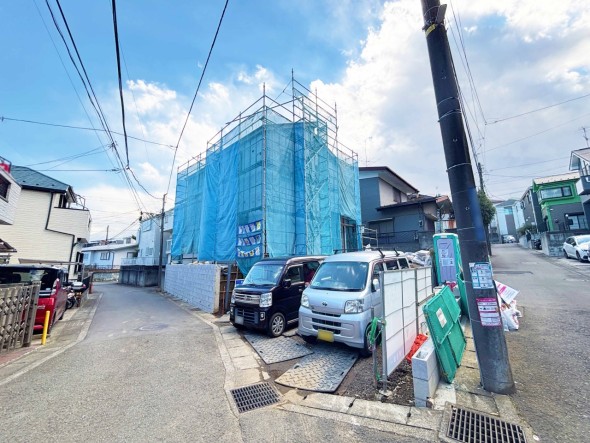 建築中外観写真