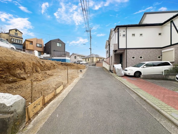前面道路含む現地写真