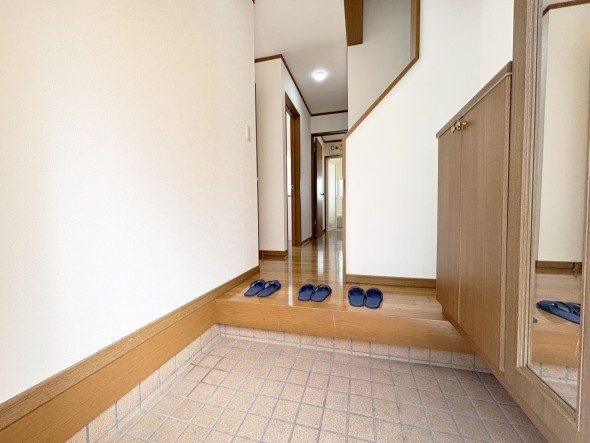 スペース広々な玄関です。