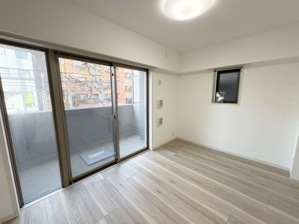 感性を育むプライベートルームはシンプルでスマートな空間。