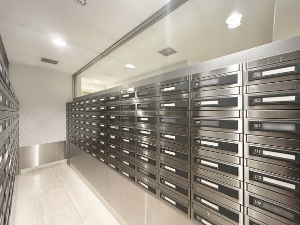 住戸専用の郵便受け。