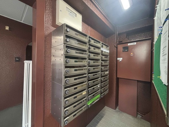 住戸専用の郵便受け。