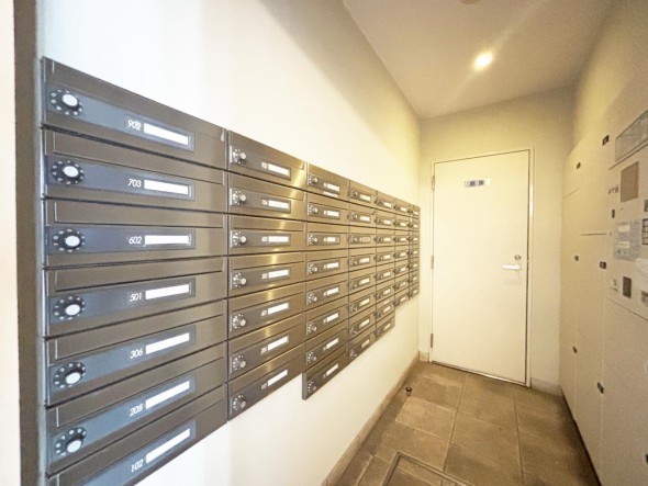 住戸専用の郵便受け。